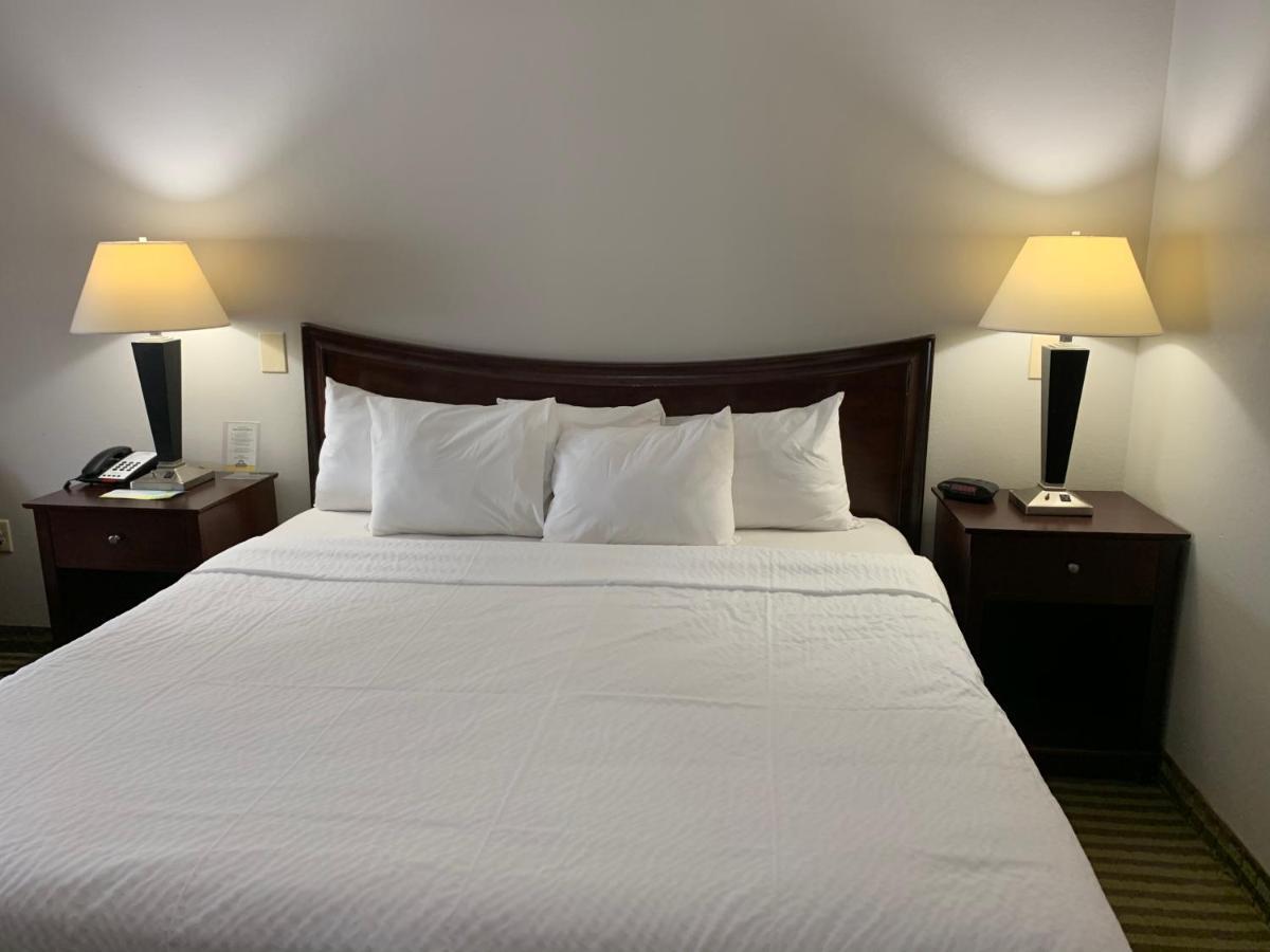 Days Inn By Wyndham Ocean Springs Extérieur photo